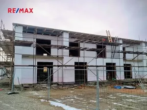 Prodej bytu 2+kk, Třeština, 68 m2