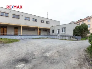 Prodej obchodního prostoru, Město Albrechtice, Míru, 1427 m2