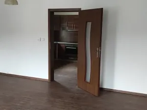 Pronájem bytu 1+kk, Karlovy Vary, Studentská, 55 m2