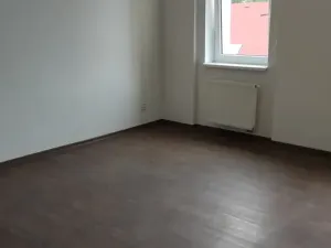 Pronájem bytu 1+kk, Karlovy Vary, Studentská, 55 m2