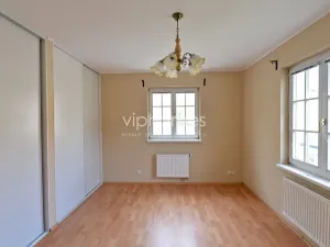 Pronájem vily, Praha - Nebušice, K vinicím, 288 m2