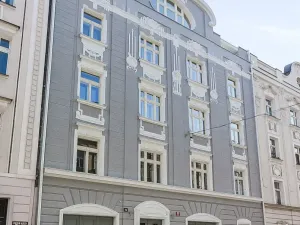 Pronájem bytu 2+kk, Praha - Vršovice, Charkovská, 49 m2