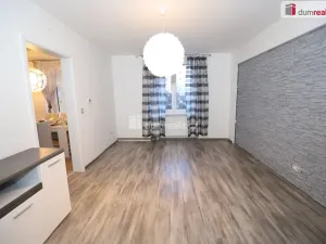 Pronájem bytu 2+1, Cheb, Vrchlického, 68 m2