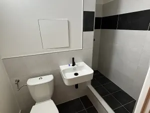 Prodej bytu 1+kk, Praha - Kobylisy, Kyselova, 26 m2