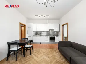Prodej bytu 3+kk, Praha - Dejvice, Studentská, 82 m2