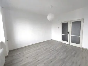 Pronájem bytu 2+1, Ostrava - Poruba, Čkalovova, 65 m2