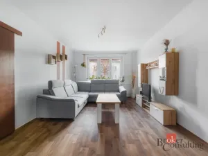 Prodej bytu 2+1, Klatovy - Klatovy II, Pod Koníčky, 54 m2