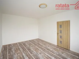 Pronájem bytu 1+1, Chomutov, Dřínovská, 35 m2