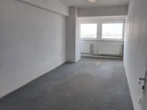 Pronájem kanceláře, Olomouc, Šlechtitelů, 228 m2