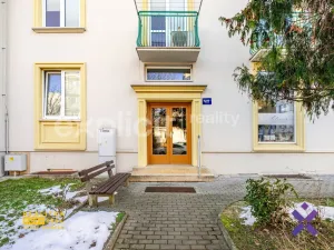 Prodej bytu 3+1, Zlín, Bratří Jaroňků, 78 m2