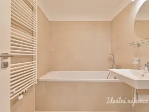 Pronájem bytu 2+kk, Brno, Střední, 60 m2