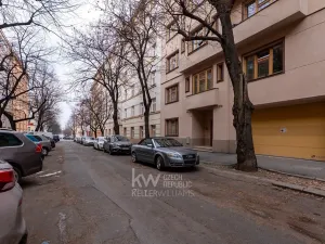 Pronájem bytu 2+kk, Praha - Žižkov, Žerotínova, 52 m2