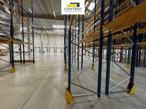 Pronájem výrobních prostor, Brno - Tuřany, Letiště Brno-Tuřany, 8000 m2