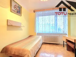 Prodej bytu 3+1, Jaroměř, Smetanova, 78 m2