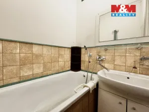 Pronájem bytu 2+1, Kadaň, Budovatelů, 51 m2