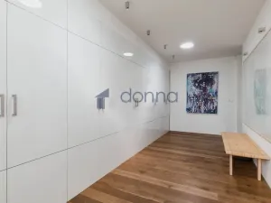 Pronájem bytu 4+kk, Praha, Laubova, 260 m2