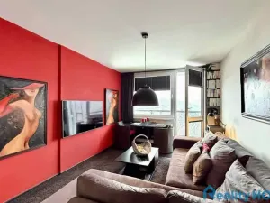 Prodej bytu 2+kk, Praha - Kobylisy, Třebenická, 38 m2