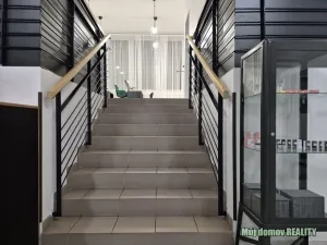 Pronájem komerční nemovitosti, Praha - Vysočany, bratří Dohalských, 233 m2