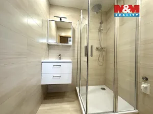 Pronájem bytu 3+1, Klášterec nad Ohří - Miřetice u Klášterce nad Ohří, 17. listopadu, 76 m2