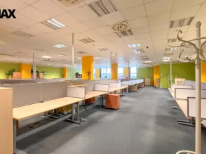 Pronájem kanceláře, Pardubice - Zelené Předměstí, Masarykovo náměstí, 416 m2