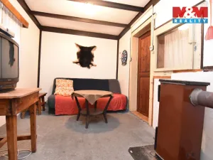 Prodej chaty, Káraný, 43 m2