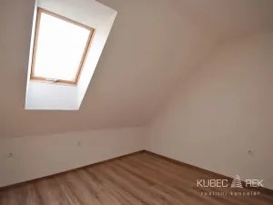 Pronájem bytu 2+1, Tábor, Zavadilská, 60 m2