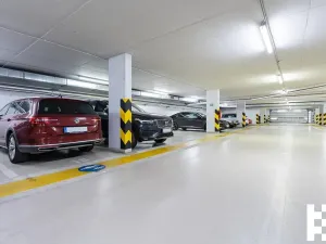 Pronájem bytu 3+kk, Praha - Hloubětín, Nademlejnská, 92 m2