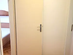 Pronájem bytu 2+kk, Praha - Žižkov, Orebitská, 45 m2