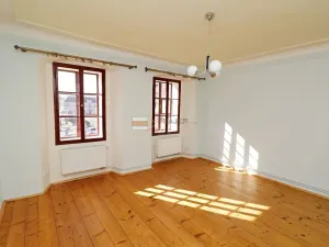 Pronájem bytu 1+1, Uhlířské Janovice, Václavské náměstí, 55 m2