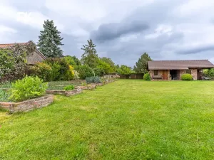 Prodej rodinného domu, Bříství, 375 m2