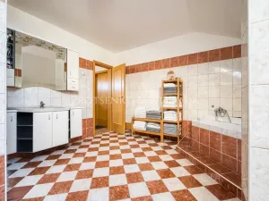 Prodej rodinného domu, Přerov nad Labem, 283 m2