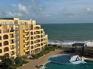 Prodej bytu 1+kk, Aheloy, Bulharsko, 33 m2