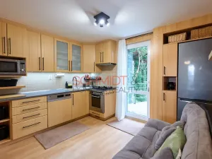 Prodej rodinného domu, Hustopeče, Šafaříkova, 190 m2