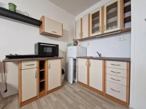 Pronájem bytu 1+kk, Hradec Králové - Nový Hradec Králové, třída Edvarda Beneše, 30 m2