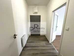 Prodej bytu 2+kk, Hevlín, 66 m2