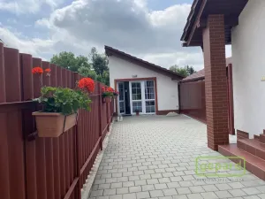 Pronájem obchodního prostoru, Bohuňovice, U stavu, 35 m2