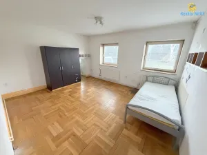 Prodej ubytování, Zlatníky-Hodkovice - Hodkovice, Slunečná, 300 m2
