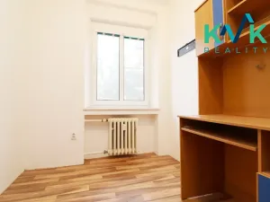 Prodej bytu 3+1, Karlovy Vary, Jiráskova, 104 m2