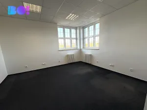 Pronájem obchodního prostoru, Třinec, 1. máje, 130 m2