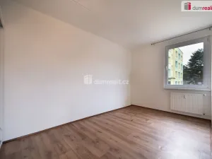 Prodej bytu 3+1, Lhenice, Sídliště SNP, 72 m2