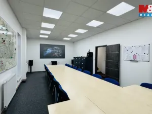 Prodej kanceláře, Klecany, V Honech, 179 m2