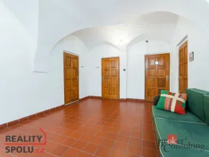 Pronájem obchodního prostoru, Pardubice - Pardubice-Staré Město, Pernštýnská, 54 m2