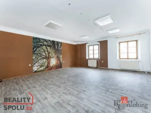 Pronájem obchodního prostoru, Pardubice - Pardubice-Staré Město, Pernštýnská, 54 m2