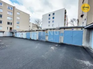 Prodej bytu 2+1, Rosice, Komenského náměstí, 60 m2