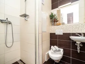 Pronájem bytu 1+kk, Kralupy nad Vltavou, Krakovská, 27 m2