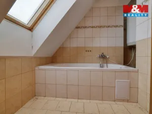 Prodej výrobních prostor, Mariánské Lázně - Úšovice, U Mlékárny, 1870 m2