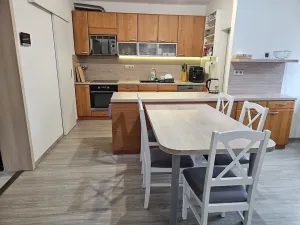 Prodej rodinného domu, Šumice, 250 m2