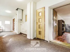 Prodej bytu 4+kk, Černov, 95 m2