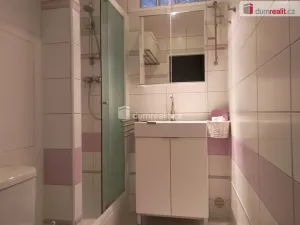 Pronájem bytu 2+1, Karlovy Vary - Bohatice, Lomená, 61 m2