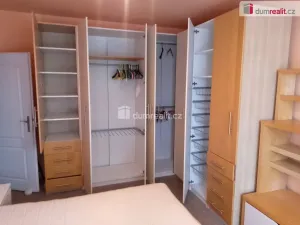 Pronájem bytu 2+1, Karlovy Vary - Bohatice, Lomená, 61 m2